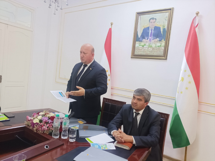 В Душанбе состоялась научно-экологическая конференция “Душанбе – Зеленый город” в рамках “Года экологического образования”